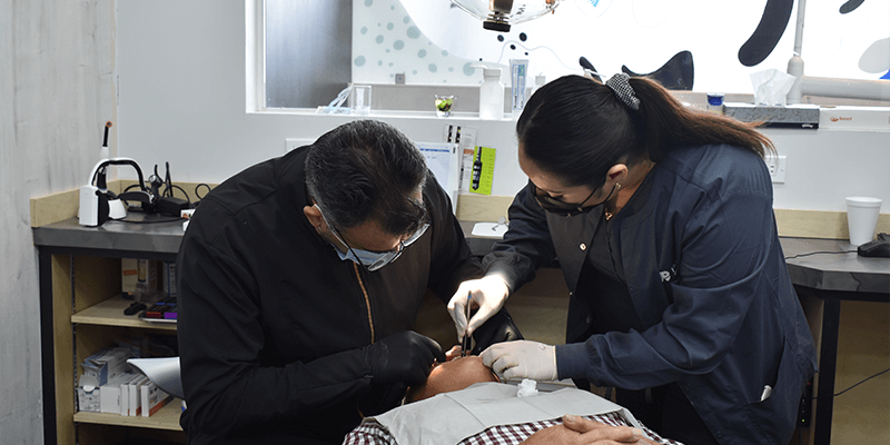 previaimplantcenter-tiene-los-mejores-implantes-dentales-tijuana